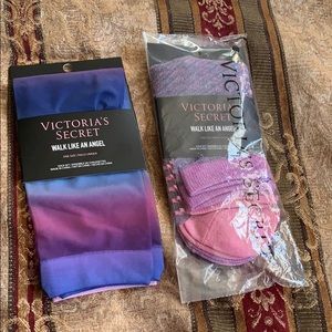 4 Pairs of VS Sheer Socks
